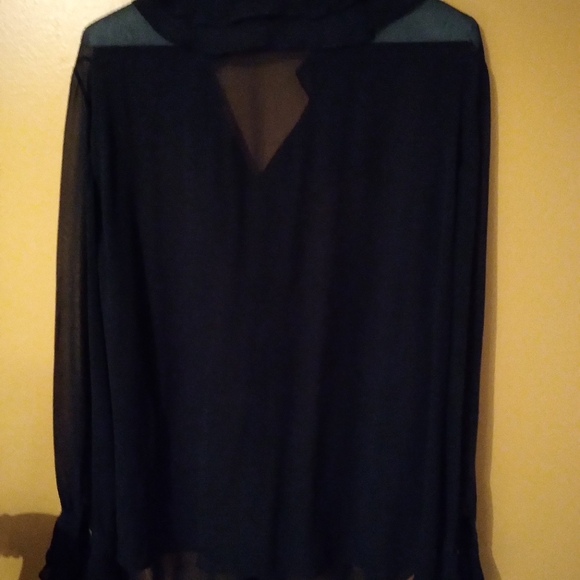 Long Sleeve Shirt - Picture 2 of 3